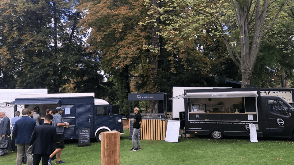 Faire un venir un food truck en entreprise 2023